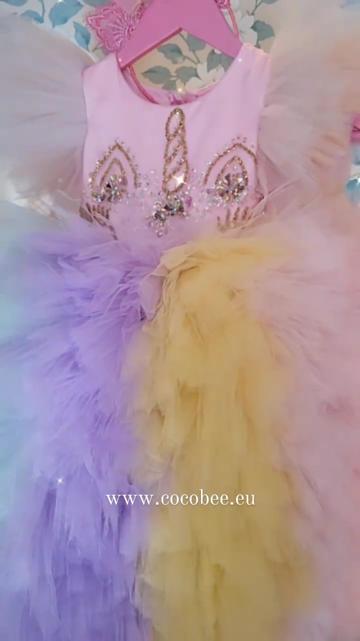 18-Unicorn-Dream-Dress-at-Cocobee-princess-Shop-www.cocobee.eu-1_Moment1