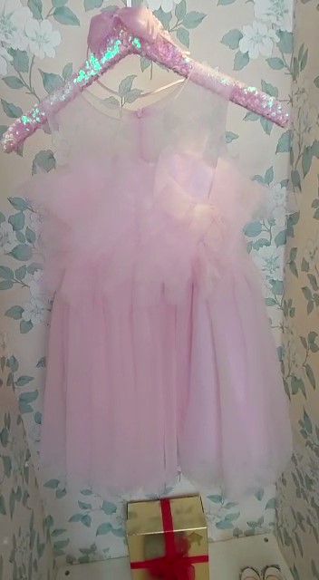 20 – Baby Pink Petal Flower Dress_Moment1