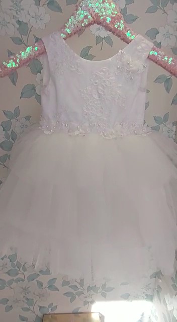 cocobee-White Dream Princess Cora Dress_Moment1